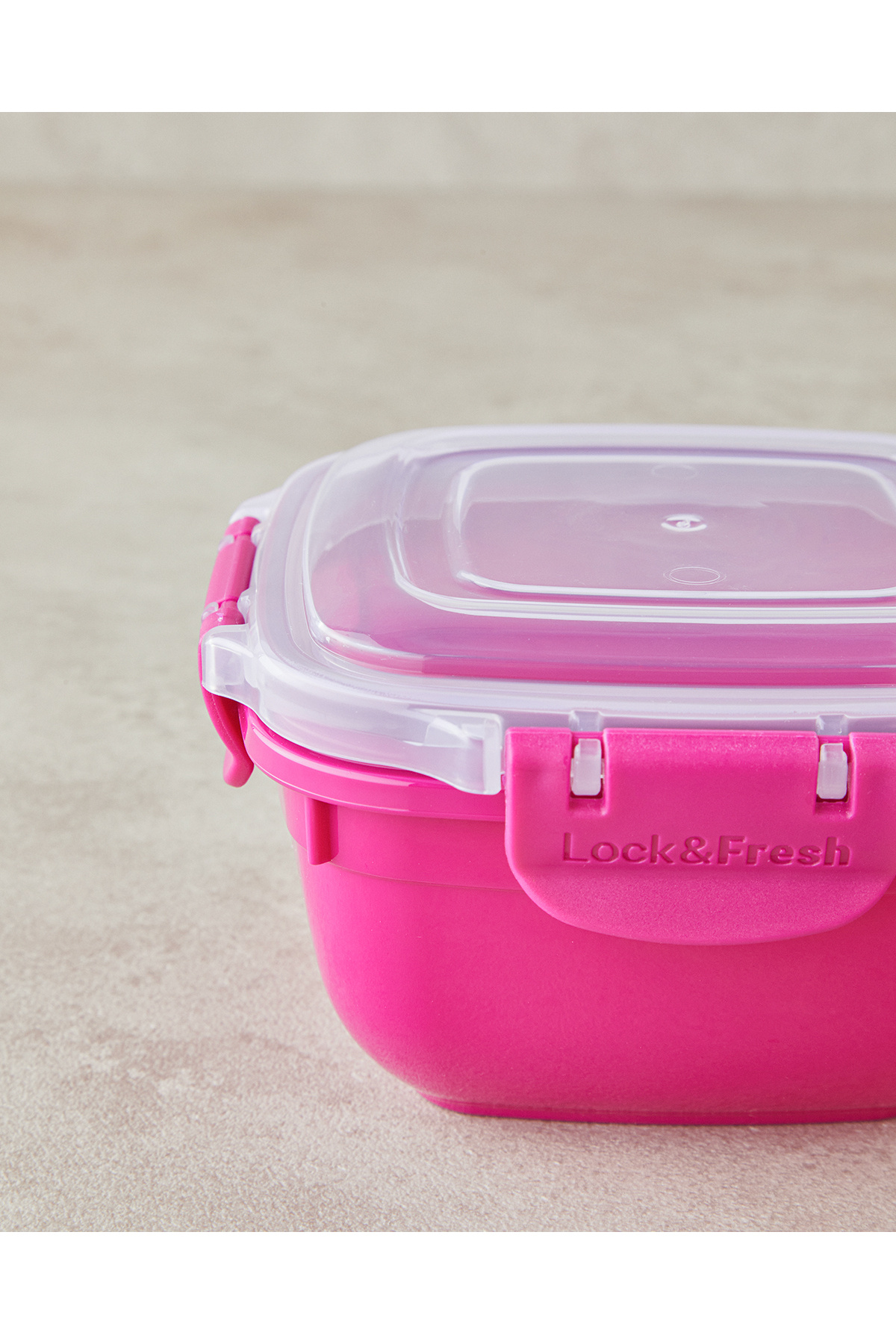 Master Lock Plastik Saklama Kabı Pembe 575 1075 ml