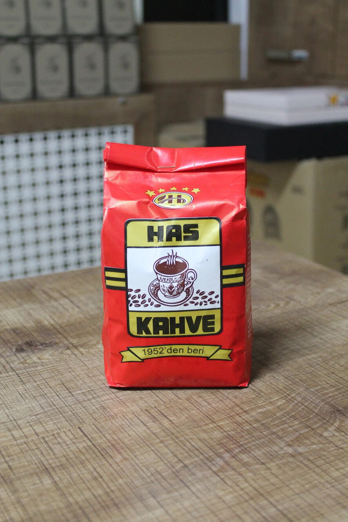 Has Türk Kahvesi 500 Gr - Çok Kavrulmuş Sert içim (Kırmızı Paket)