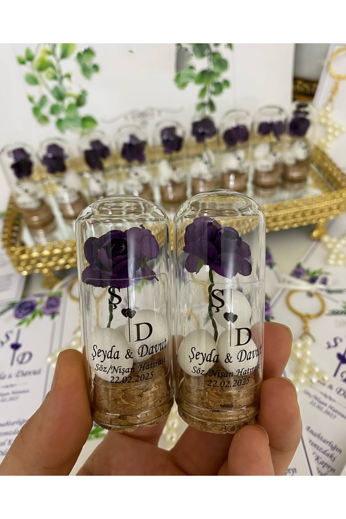 Cam Fanus Mor Gül ve Fıstık Şekerli Nikah, Söz, Nişan Hediyelik - 25 Adet