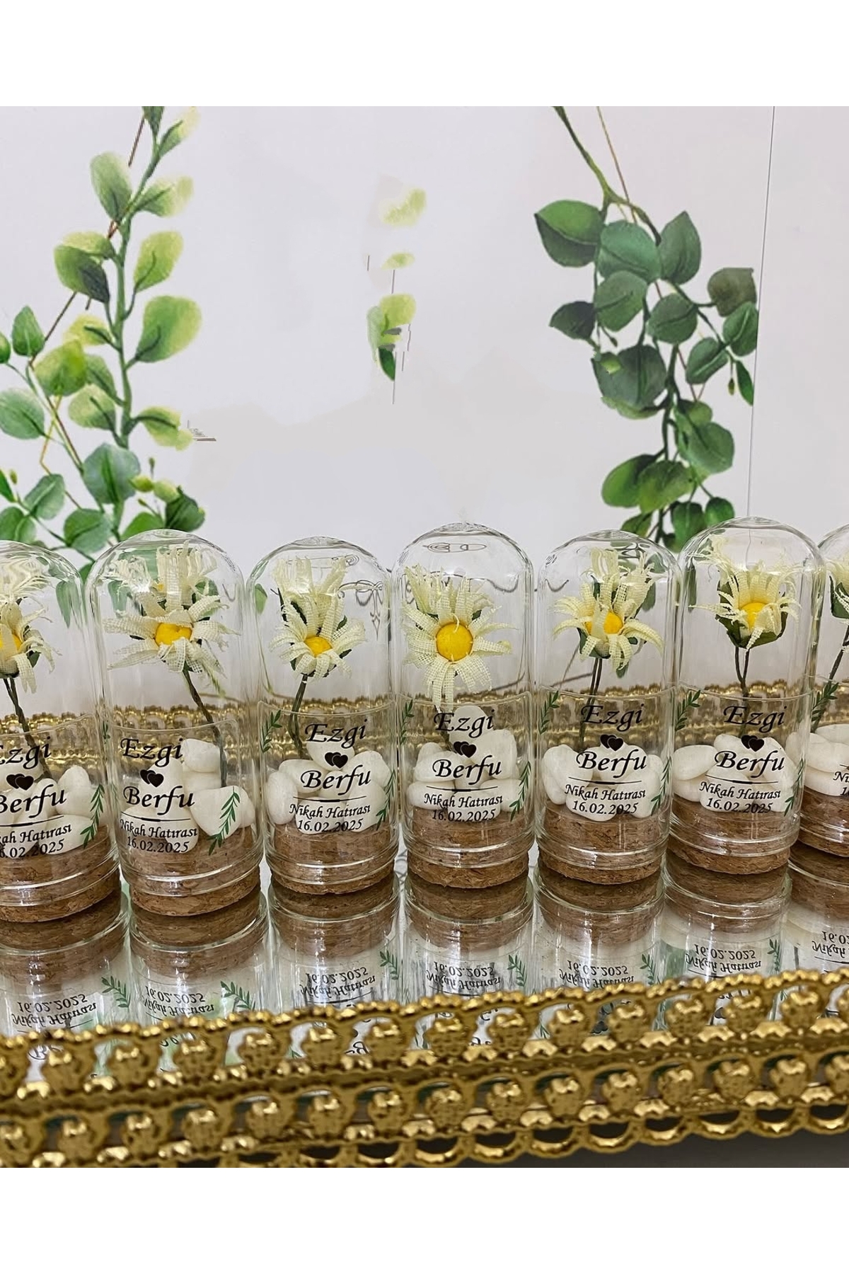 Cam Fanus Papatya Çiçek ve Kalp Şekerli Nikah, Söz, Nişan Hediyelik - 50 Adet