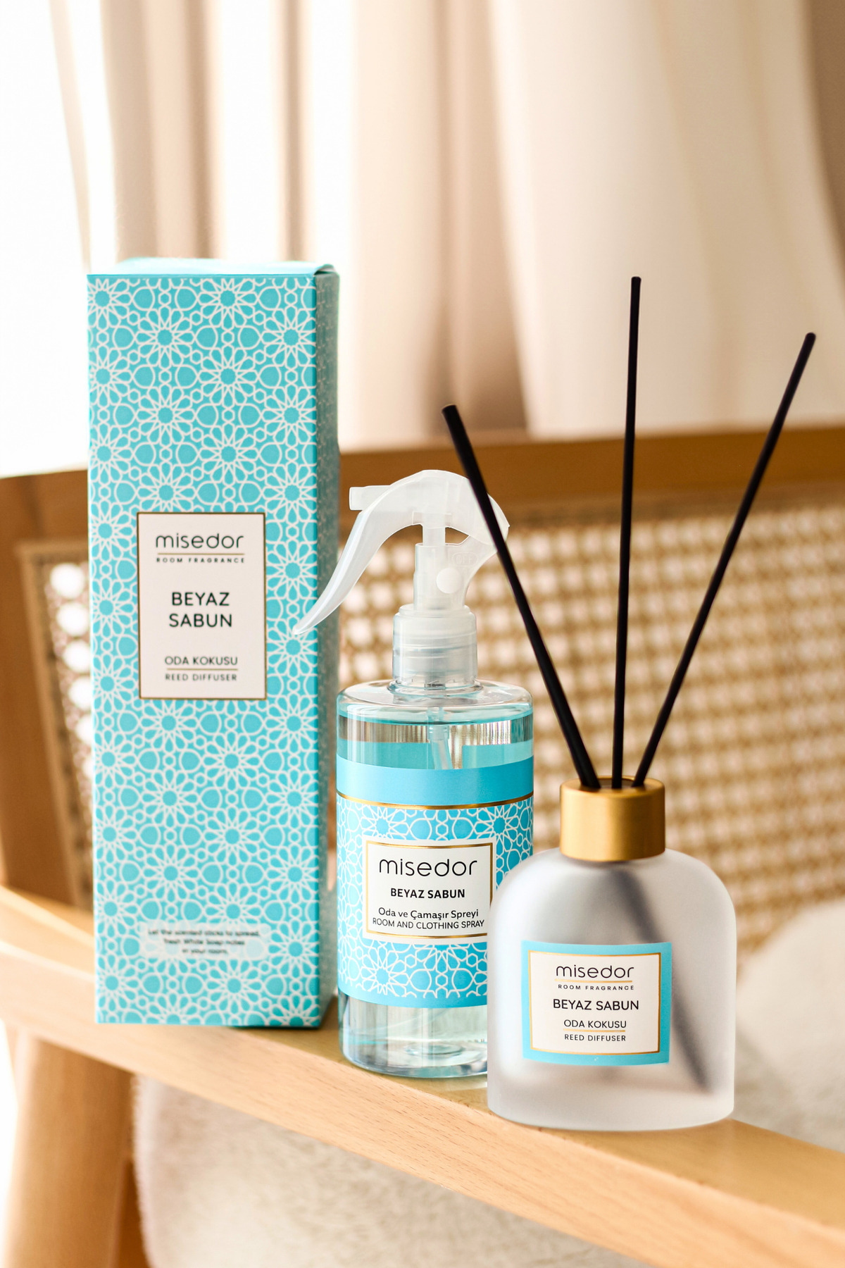 2 Li Set Beyaz Sabun Çubuklu Oda Kokusu 120 ml & Oda Spreyi 330 ml