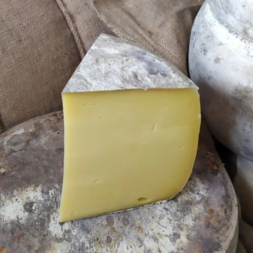 1 KG KARS ESKİ KAŞAR PEYNİRİ