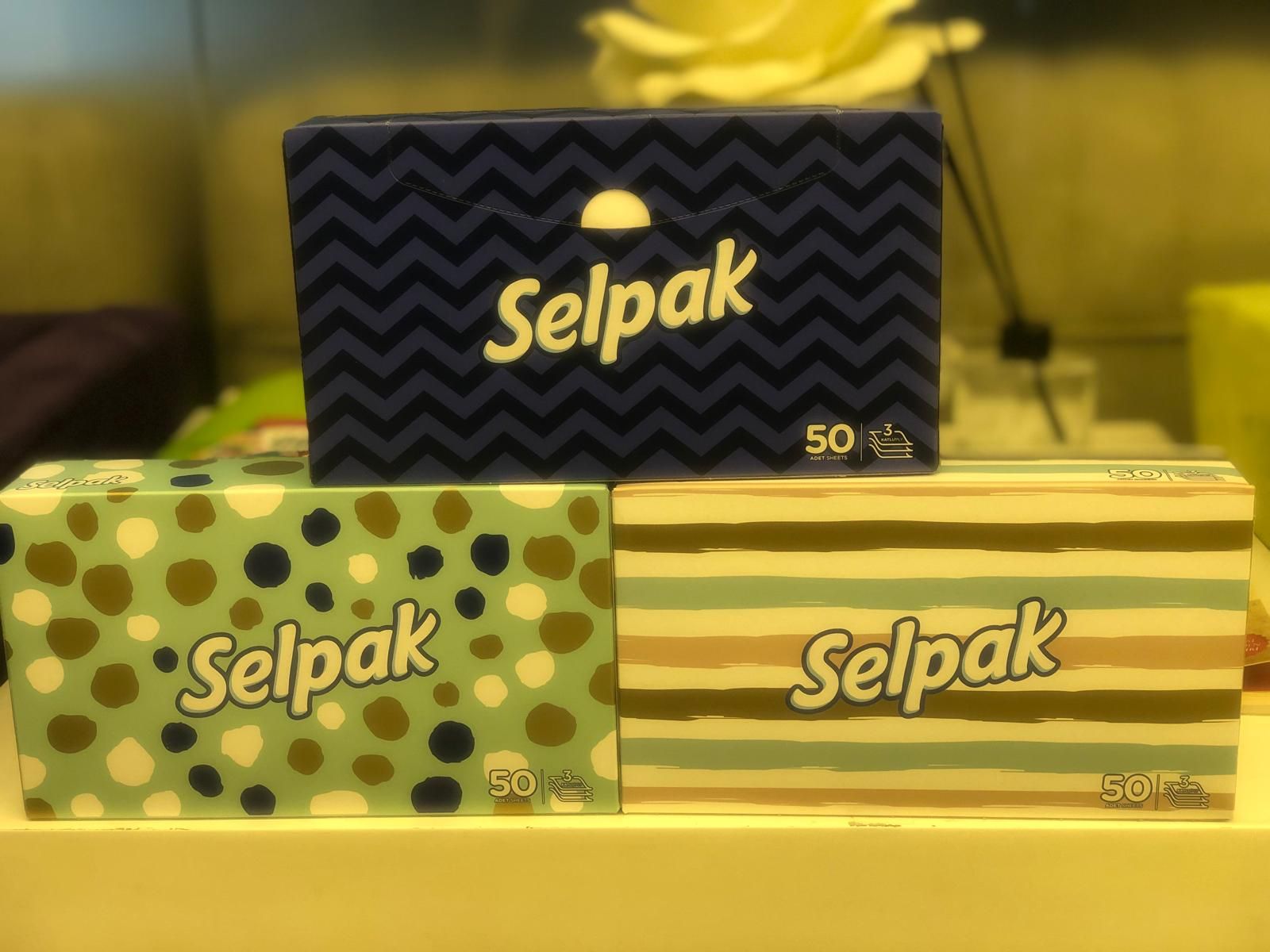 Selpak Kutu Mendil 50'li | Yumuşak ve Pratik Kağıt Mendil