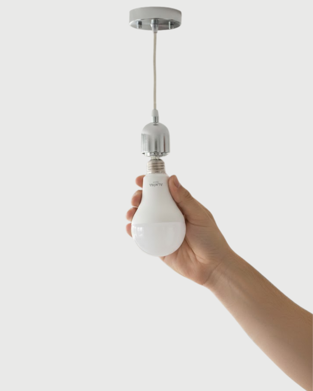Acil Durumlar İçin Şarjlı LED Ampul 6400K Soğuk Beyaz 30 Watt