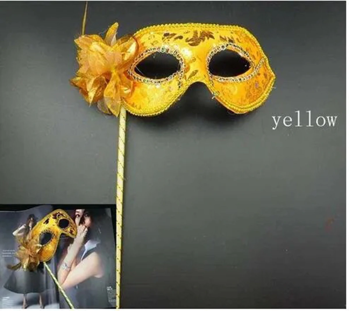 Lüks Taşlı Saplı Maskeli Balo Maskesi Altın Renk 35 Cm