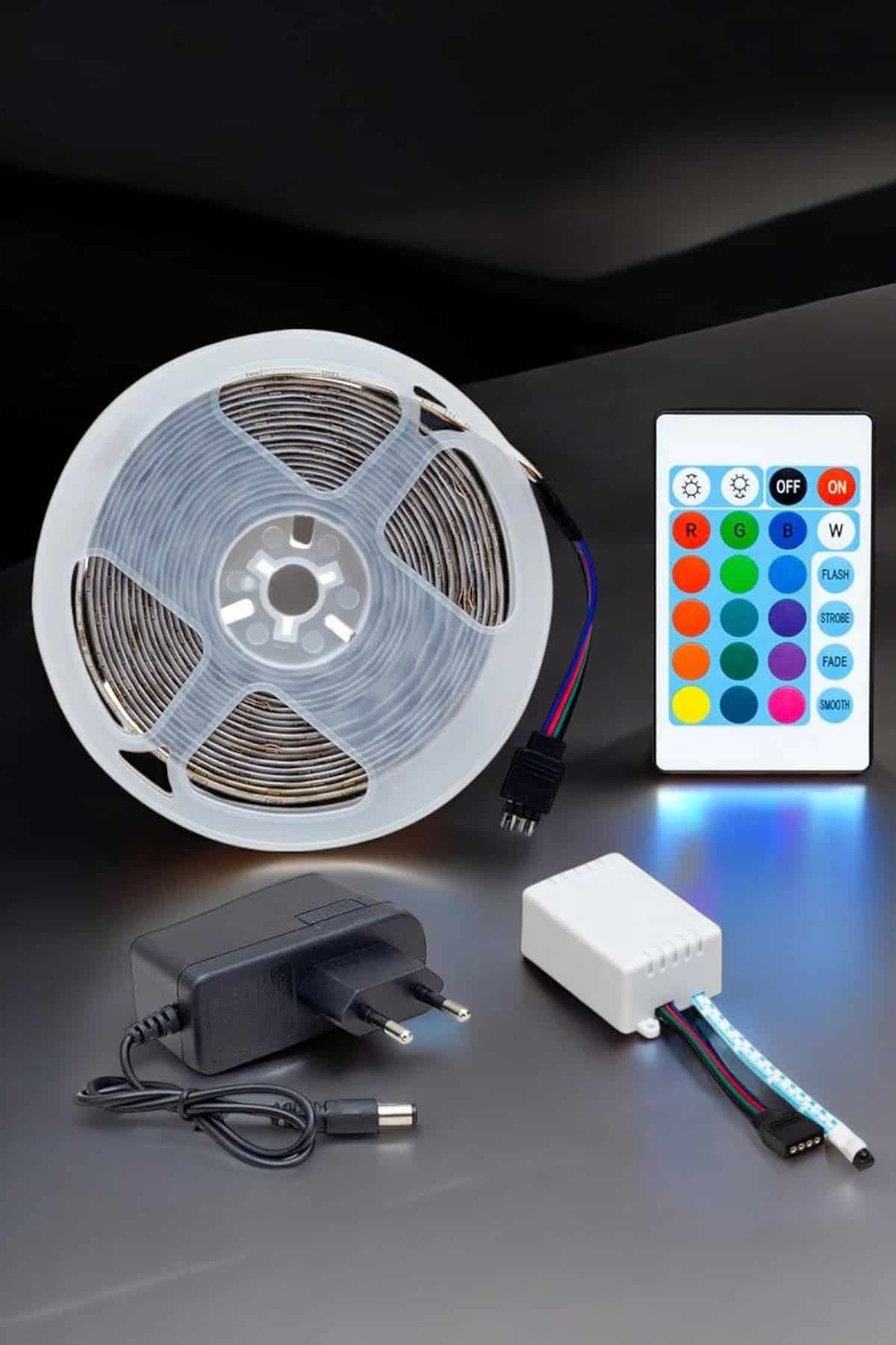 5 Metre Şerit Led RGB Işıklı Kumandalı Güç Adaptörü Her Ortama Uygun