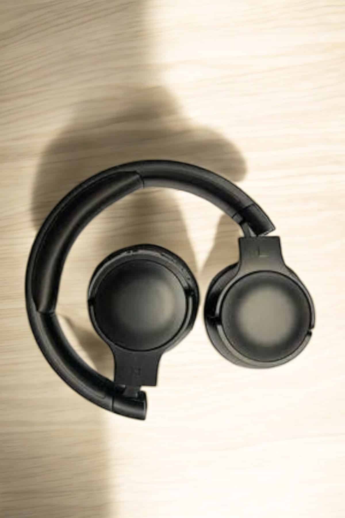 Kablosuz Bluetooth Kulaklık ANC/ENC Destekli Kulak Üstü Yüksek Ses Kaliteli