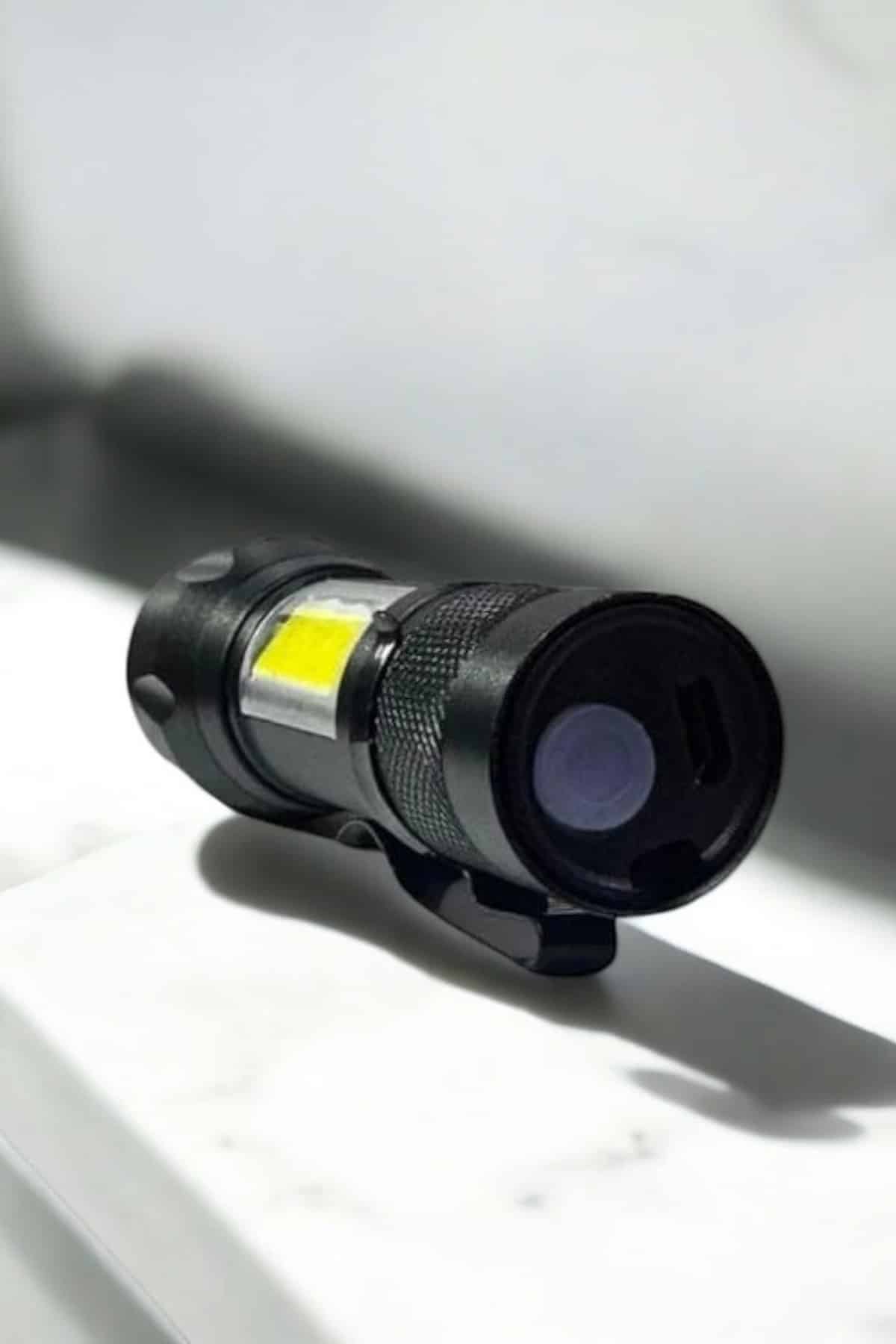 Şarjlı Metal Zoomlu El Feneri Işıldak Led Işık Taşınabilir El Lambası