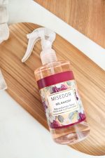 2 Li Set Gül Bahçesi Ve Vanilya Oda Kokusu Ve Çamaşır Spreyi 330 ml