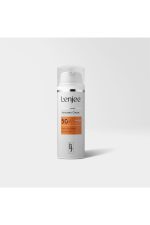 Güneş Koruma ve Aydınlatıcı Bakım Seti Renksiz - SPF 50 Güneş Kremi 50 ml ve Yüz Temizleme Jeli 200 ml - Saç Bandı & Bileklik Seti Hediye
