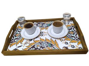 Çini desenli seramikli ahşap tepsi