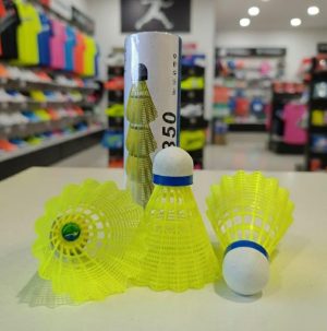 Kamachi Dayanıklı Badminton Topu - Hızlı ve Dengeli Uçuş (6'lı Paket / Standart Boy)