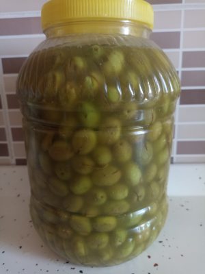 El kırması yeşil zeytin